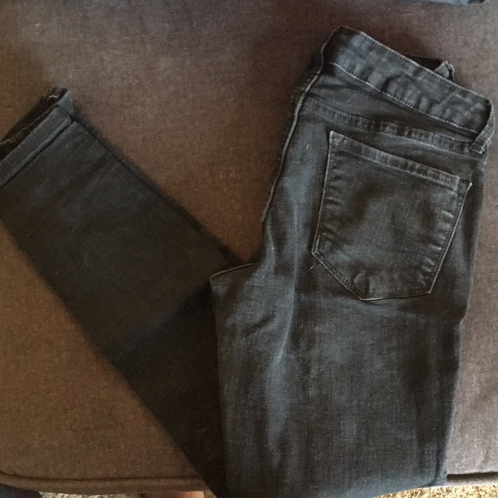Black toothpick skinny jeans from old navy size 6